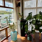 Chic On The Rhine *