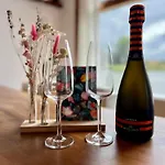 Chic On The Rhine Villa *
