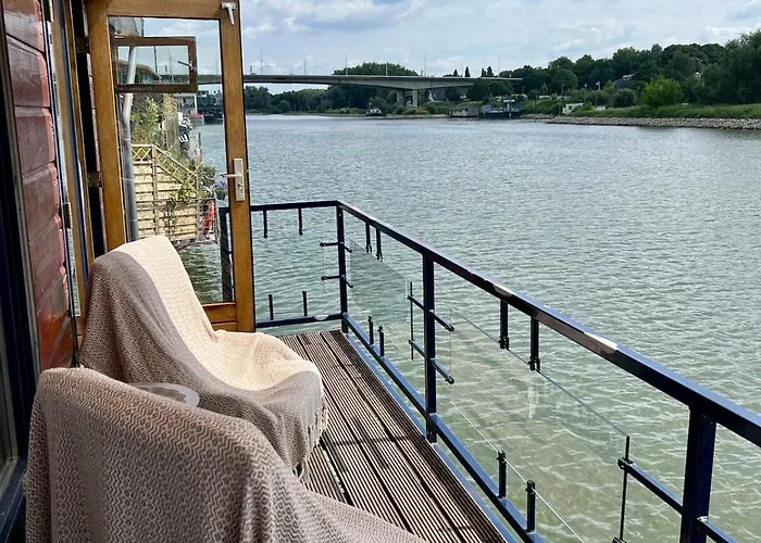 וילה Chic On The Rhine ארנהיים