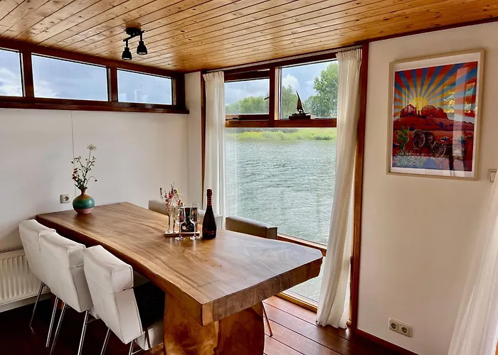 빌라 Chic On The Rhine